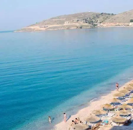 Vinis Haous